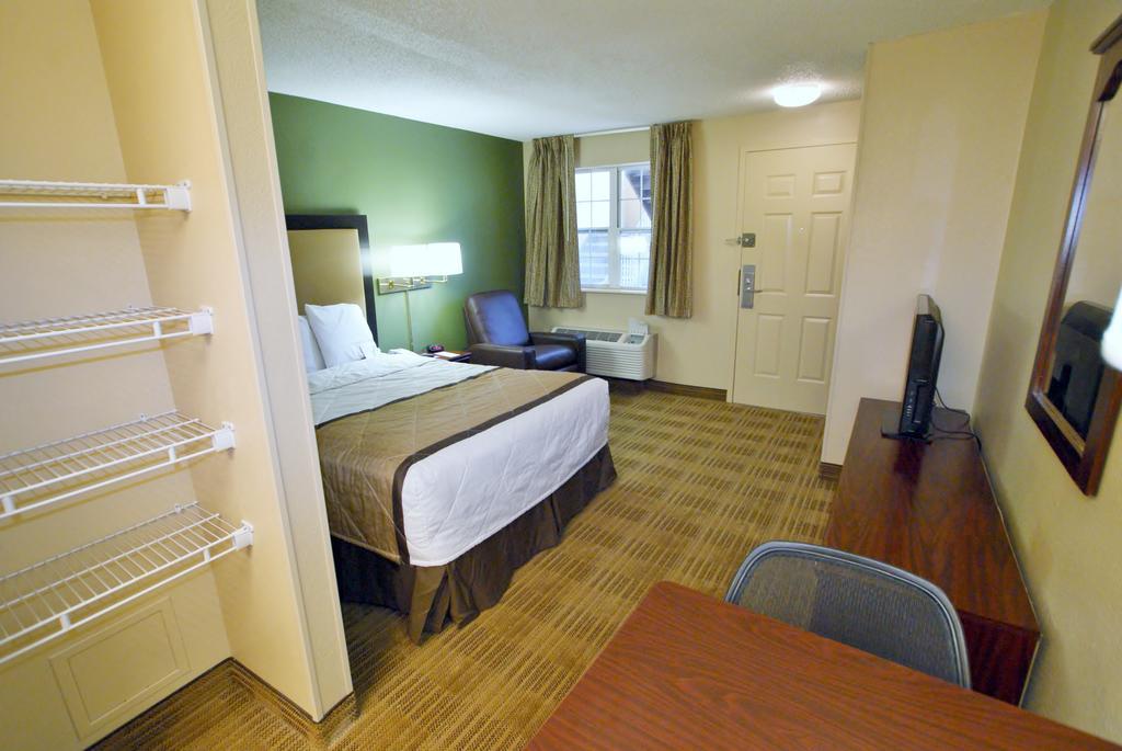 เอ็กซ์เทนด์ สเตย์ อเมริกา แนชวิลล์แอร์พอร์ต Hotel ภายนอก รูปภาพ