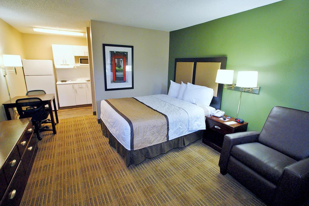 เอ็กซ์เทนด์ สเตย์ อเมริกา แนชวิลล์แอร์พอร์ต Hotel ภายนอก รูปภาพ